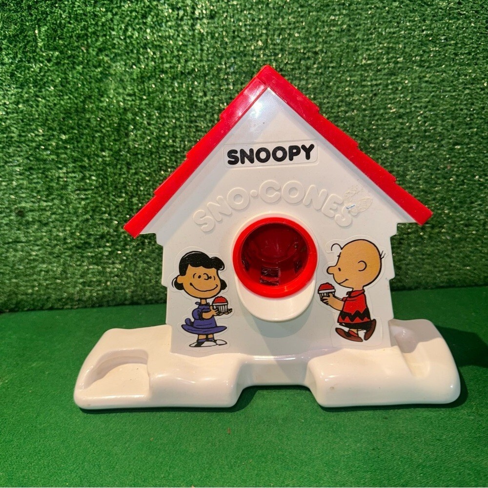 Snoopy‎ Sno-Cone Machine toy, a classic item